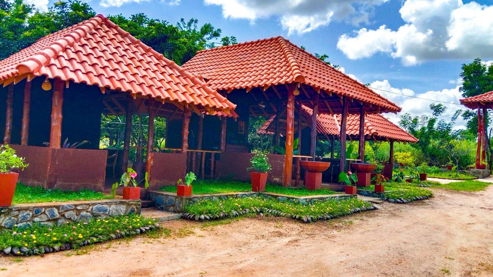 Ceylon Amigos Eco Resort Sigiriya Exterior photo
